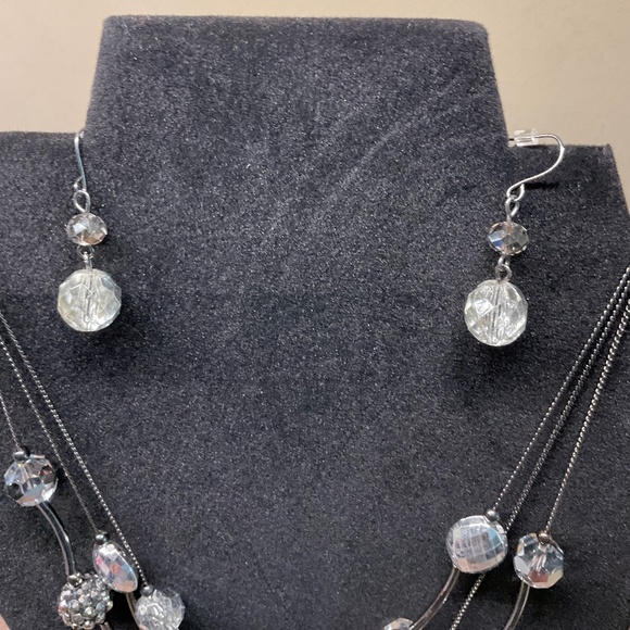 Multi Strand Necklace Earrings Set with Silver Tone and Faceted Beads - Picture 8 of 10
